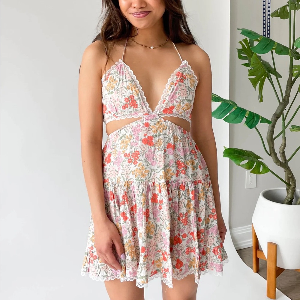Floral Lace Trim Halter Dress